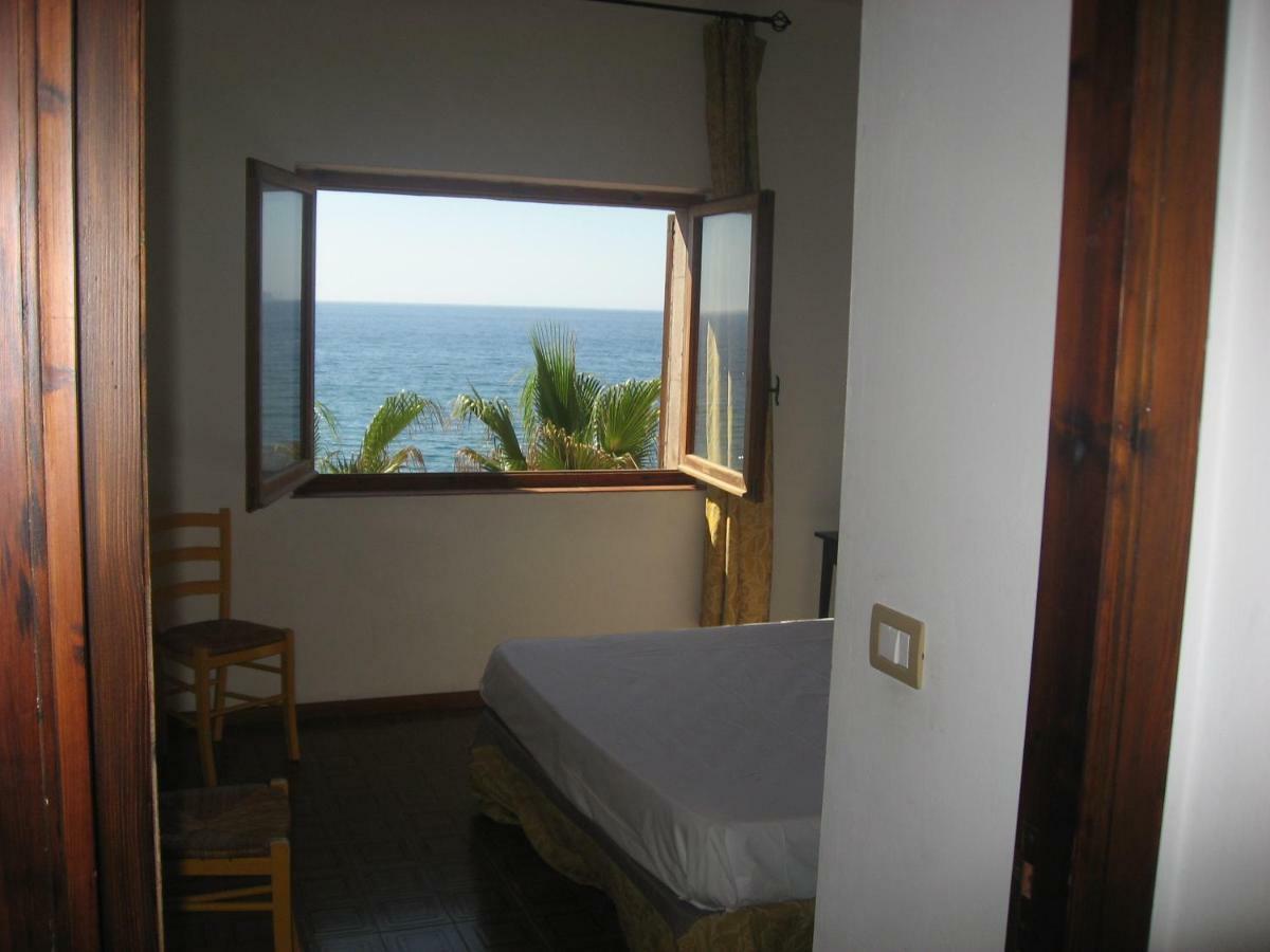 Waterfront Apartments Bosa Porto Alabe Exterior foto